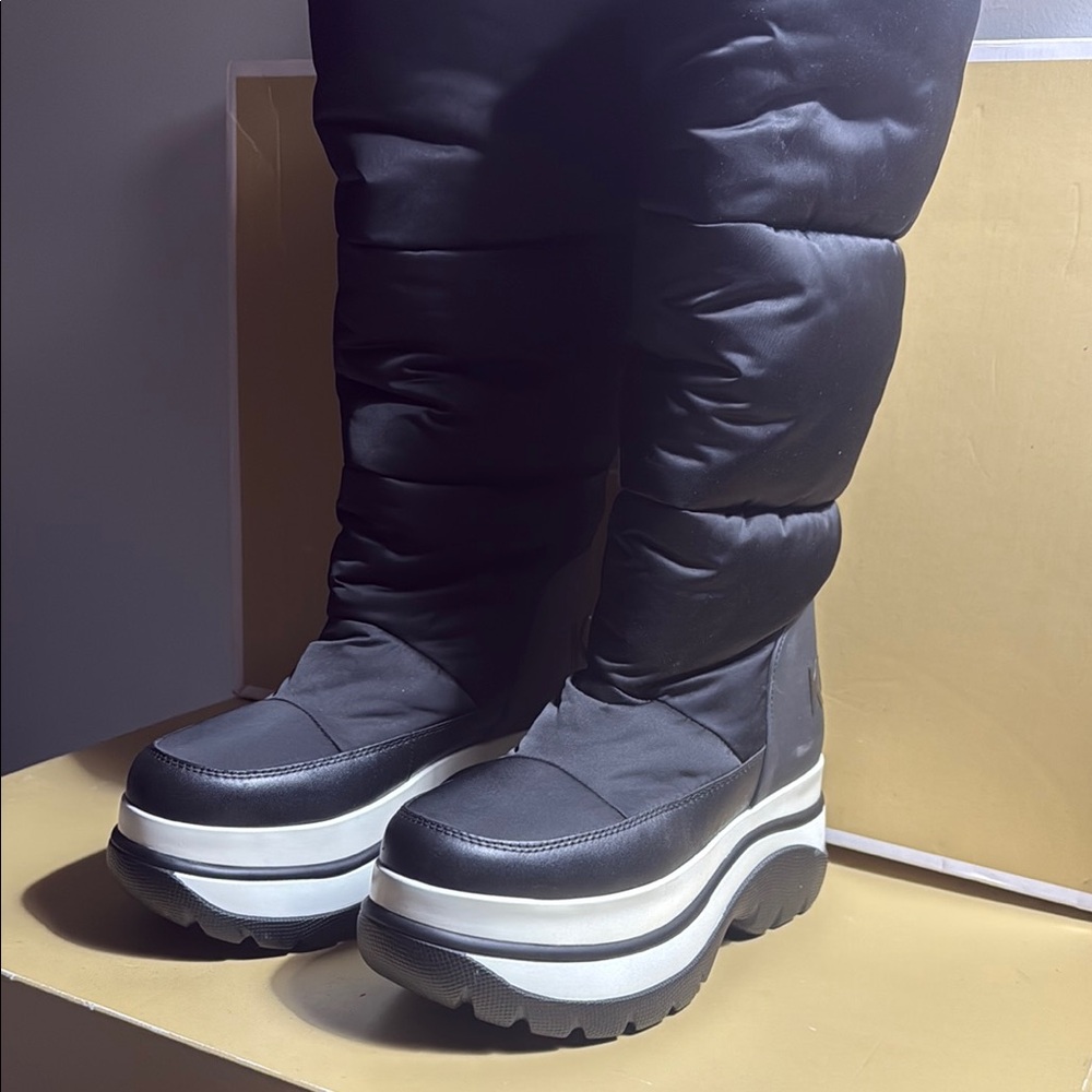 MICHAEL Michael Kors Black Platform Winter Boots